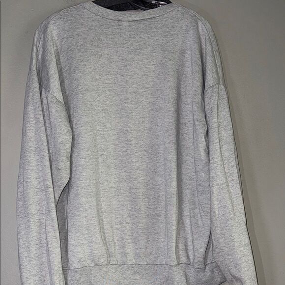 Vintage Light Heather Grey Casual Crew Neck Sweater with Graphic Elements - Picture 8 of 10